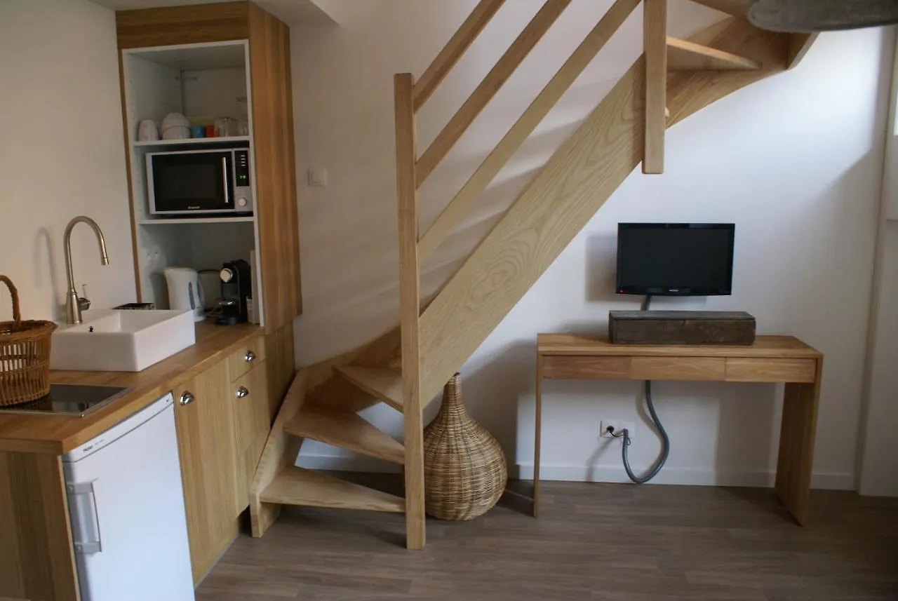 La Cour Soubespin Bed & Breakfast Lille