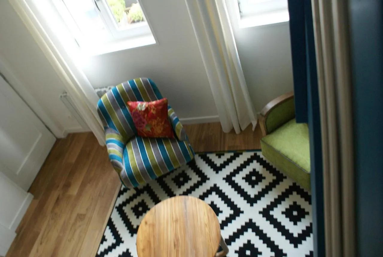La Cour Soubespin Bed & Breakfast Lille 0*,