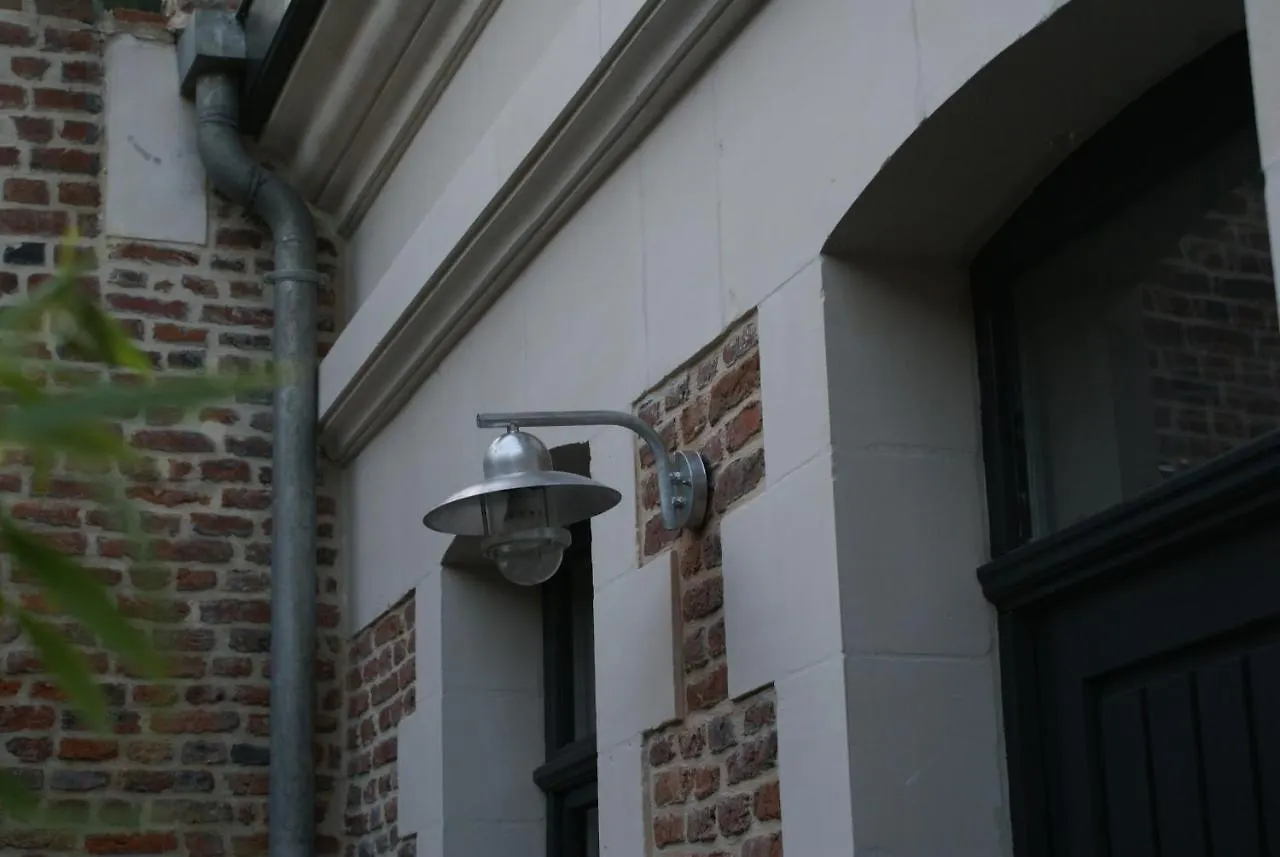 La Cour Soubespin Bed & Breakfast Lille