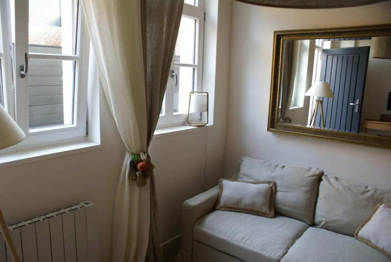 La Cour Soubespin Bed & Breakfast Lille France