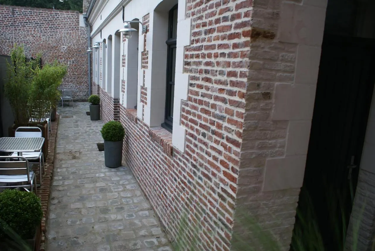 Bed & Breakfast La Cour Soubespin Bed and Breakfast Lille Frankrig