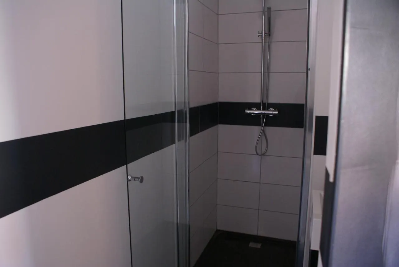 La Cour Soubespin Bed and Breakfast Lille
