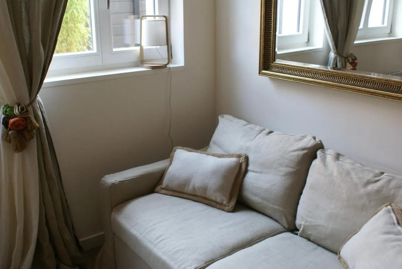 Bed & Breakfast La Cour Soubespin Bed and Breakfast Lille Frankrig